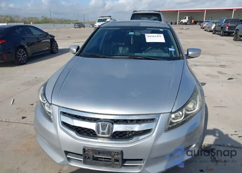 2010 Honda Accord 3.5 Ex-L z USA, uszkodzony, nr VIN 1HGCP3F88AA021456